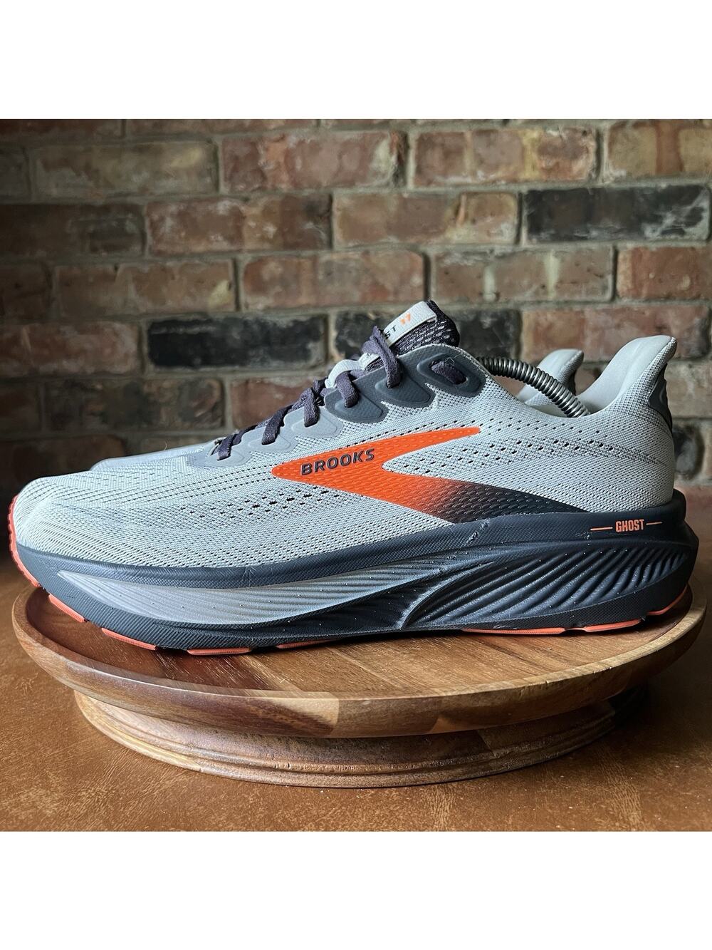 Brooks Ghost 17 Mens 11.5 EE Gray Orange Neutral Cushion Running Shoes Sneakers